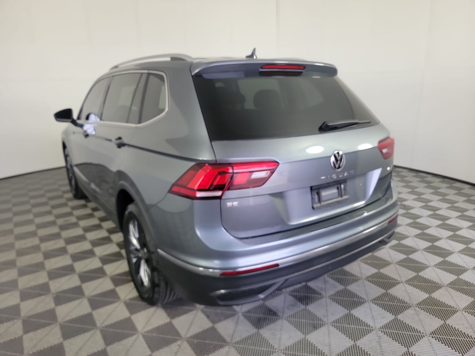 2022 Volkswagen Tiguan 2.0T SE AWD