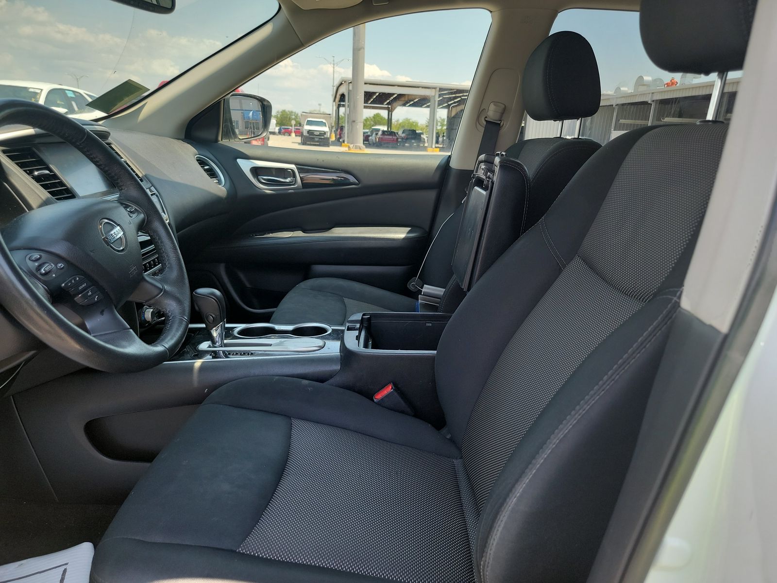 2018 Nissan Pathfinder SV FWD