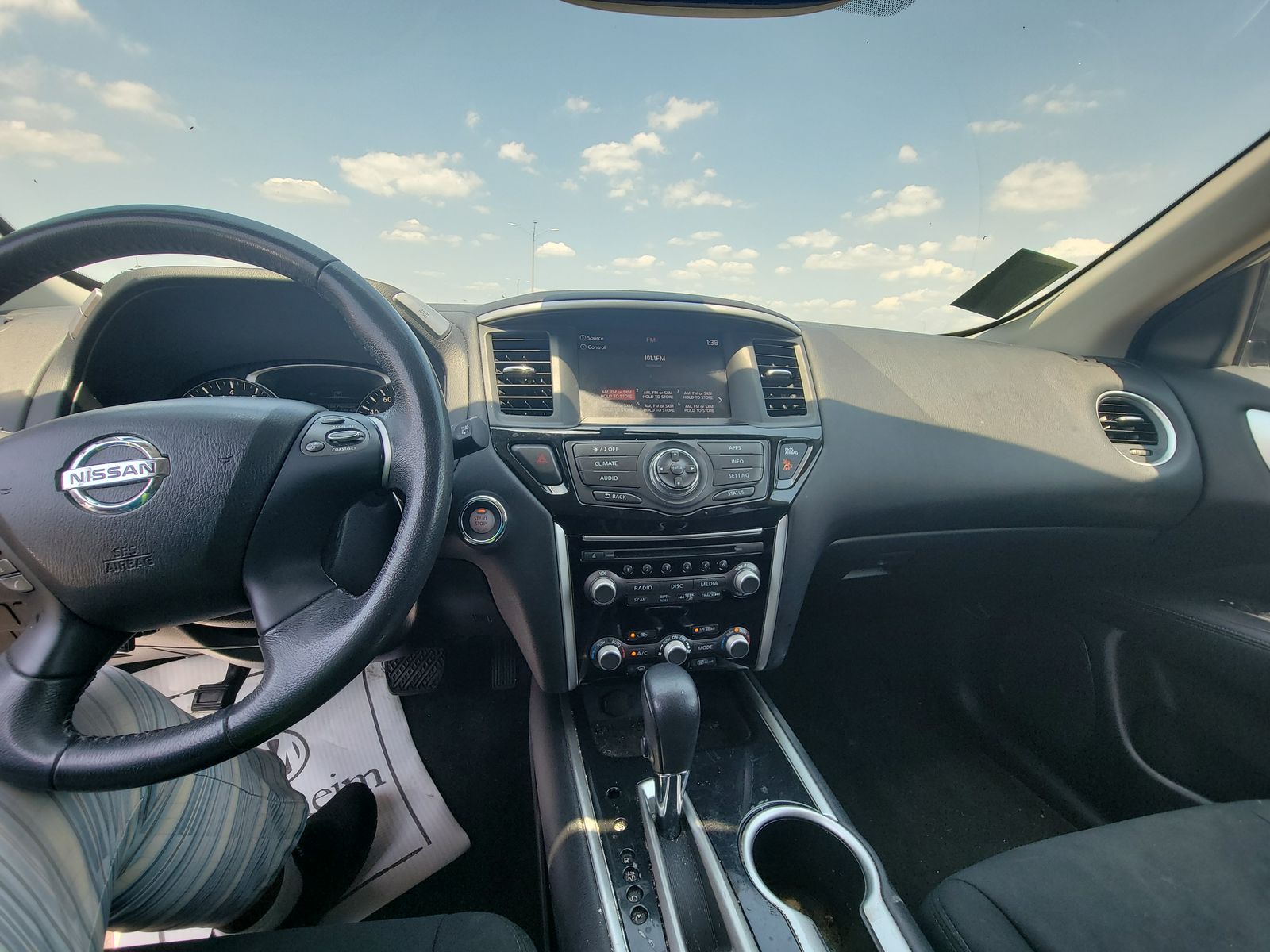 2018 Nissan Pathfinder SV FWD