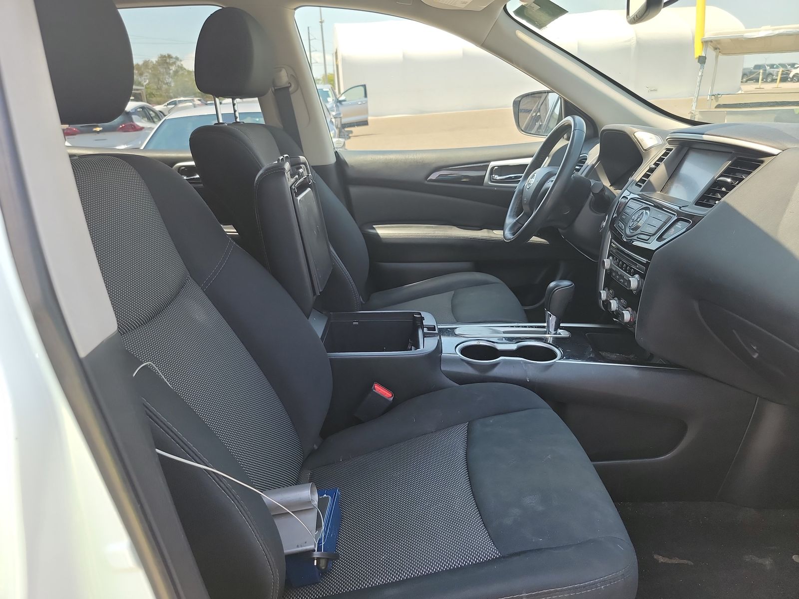2018 Nissan Pathfinder SV FWD