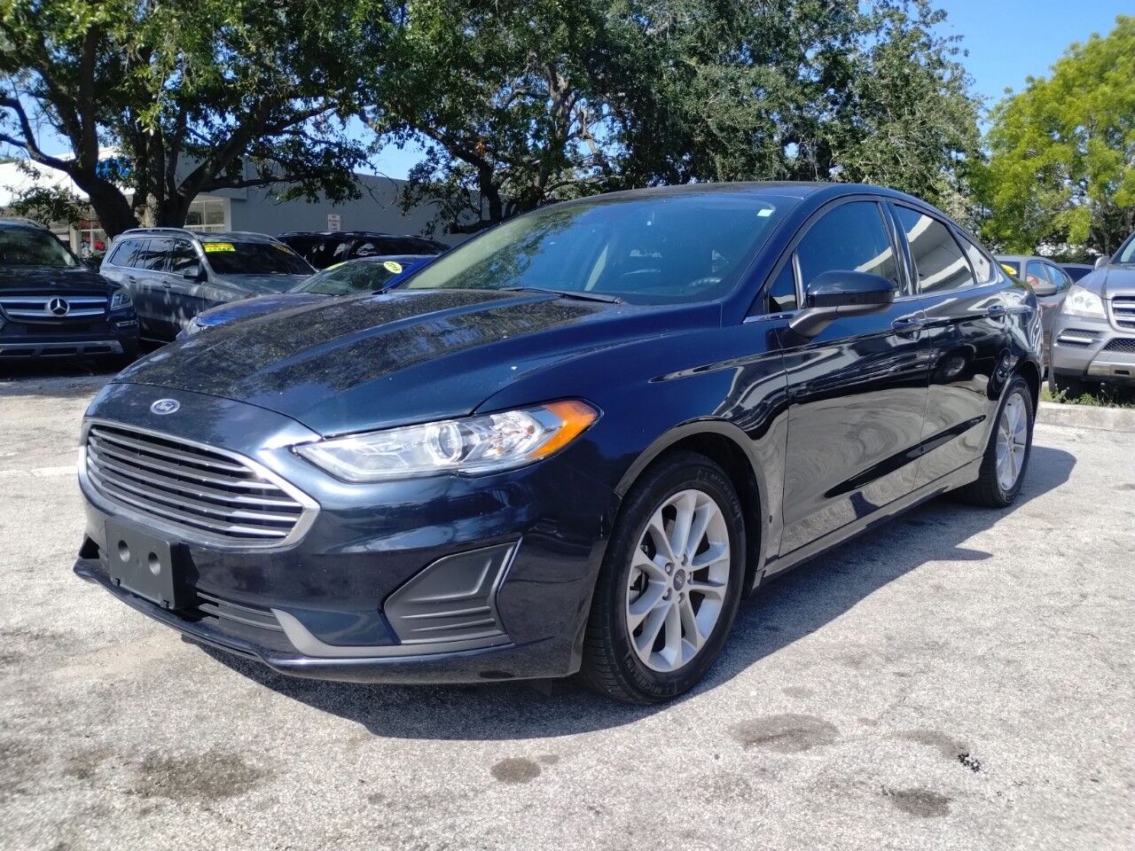2020 Ford Fusion SE