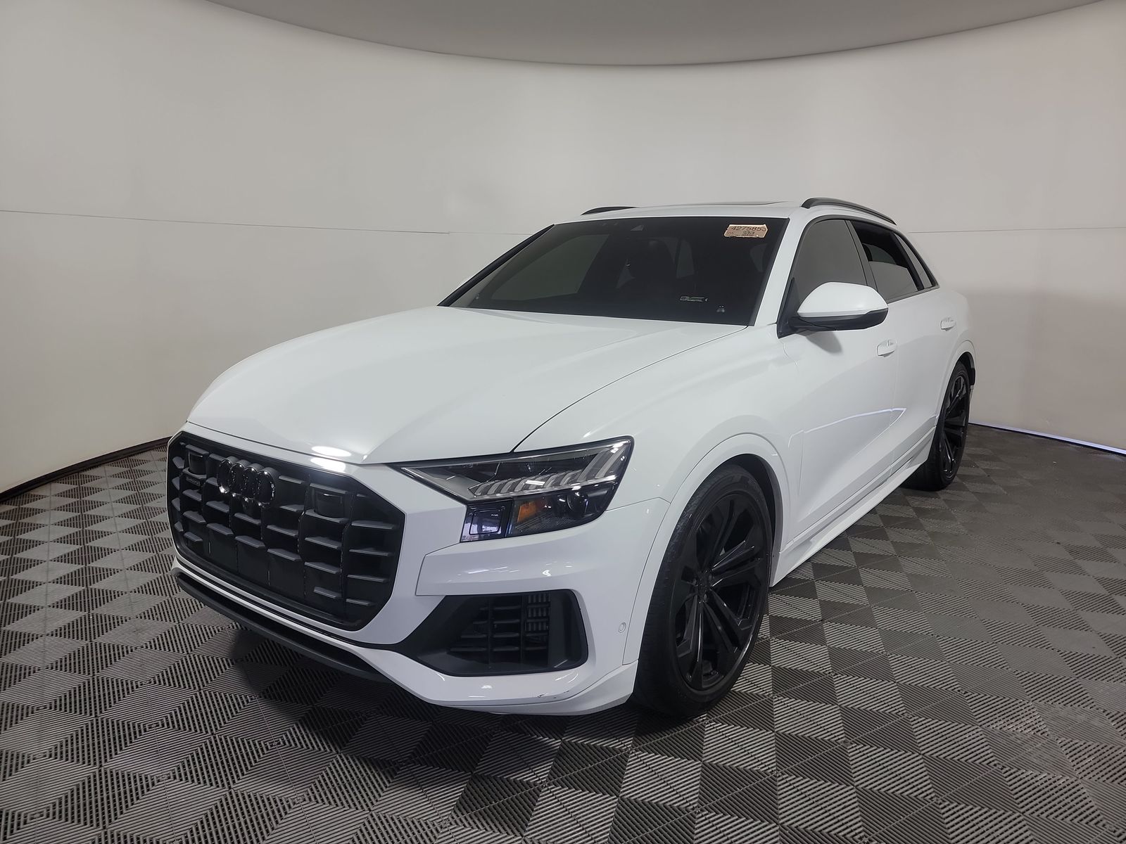 2019 Audi Q8 Prestige AWD