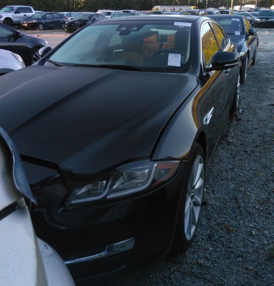 2019 Jaguar XJ R-Sport