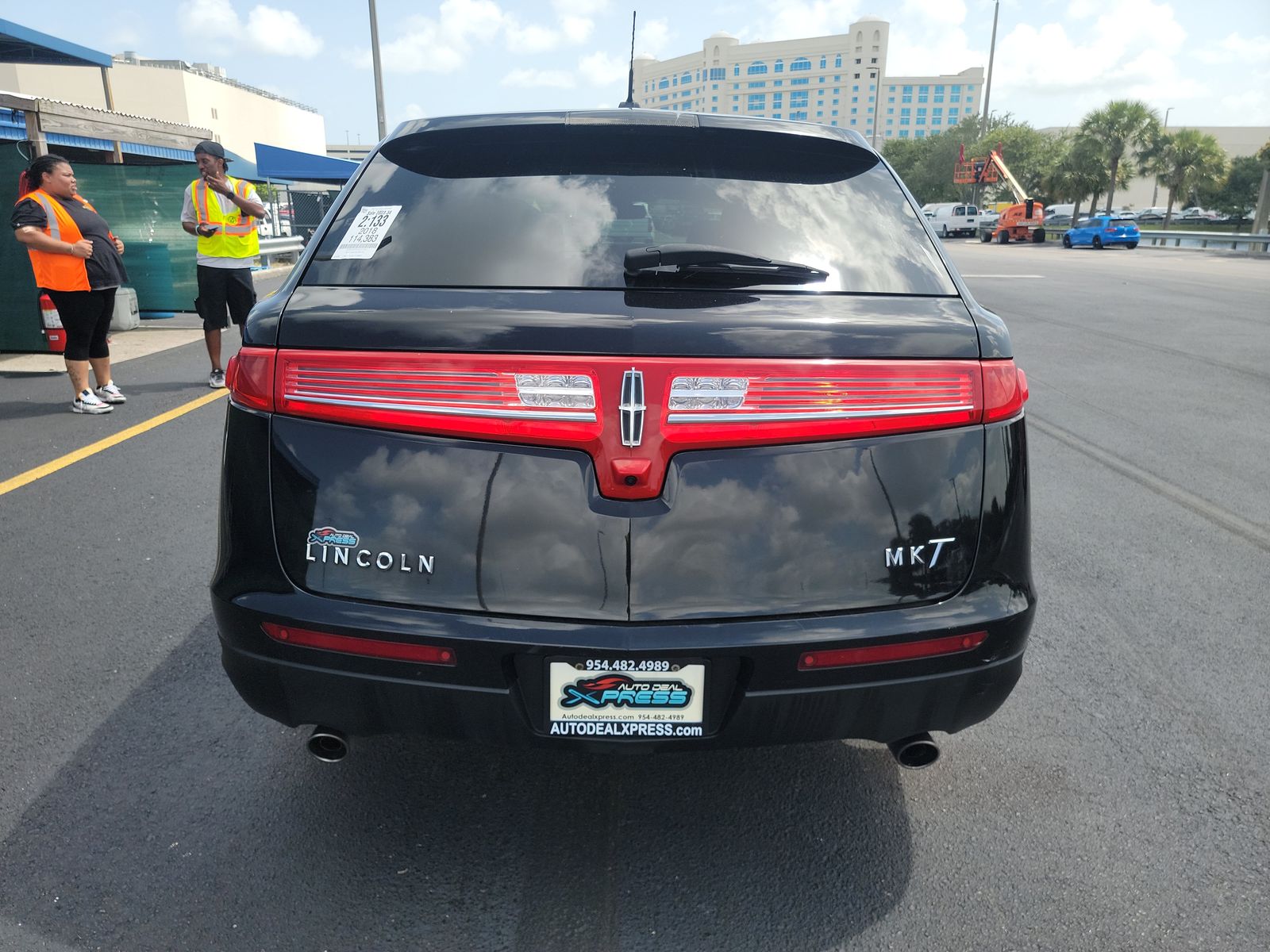 2018 Lincoln MKT Premiere FWD