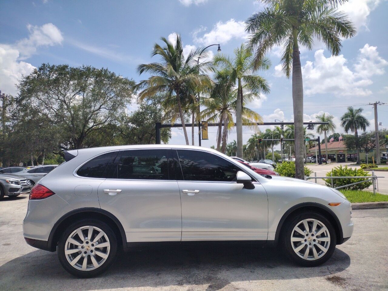 2012 Porsche Cayenne S AWD 4dr SUV AWD