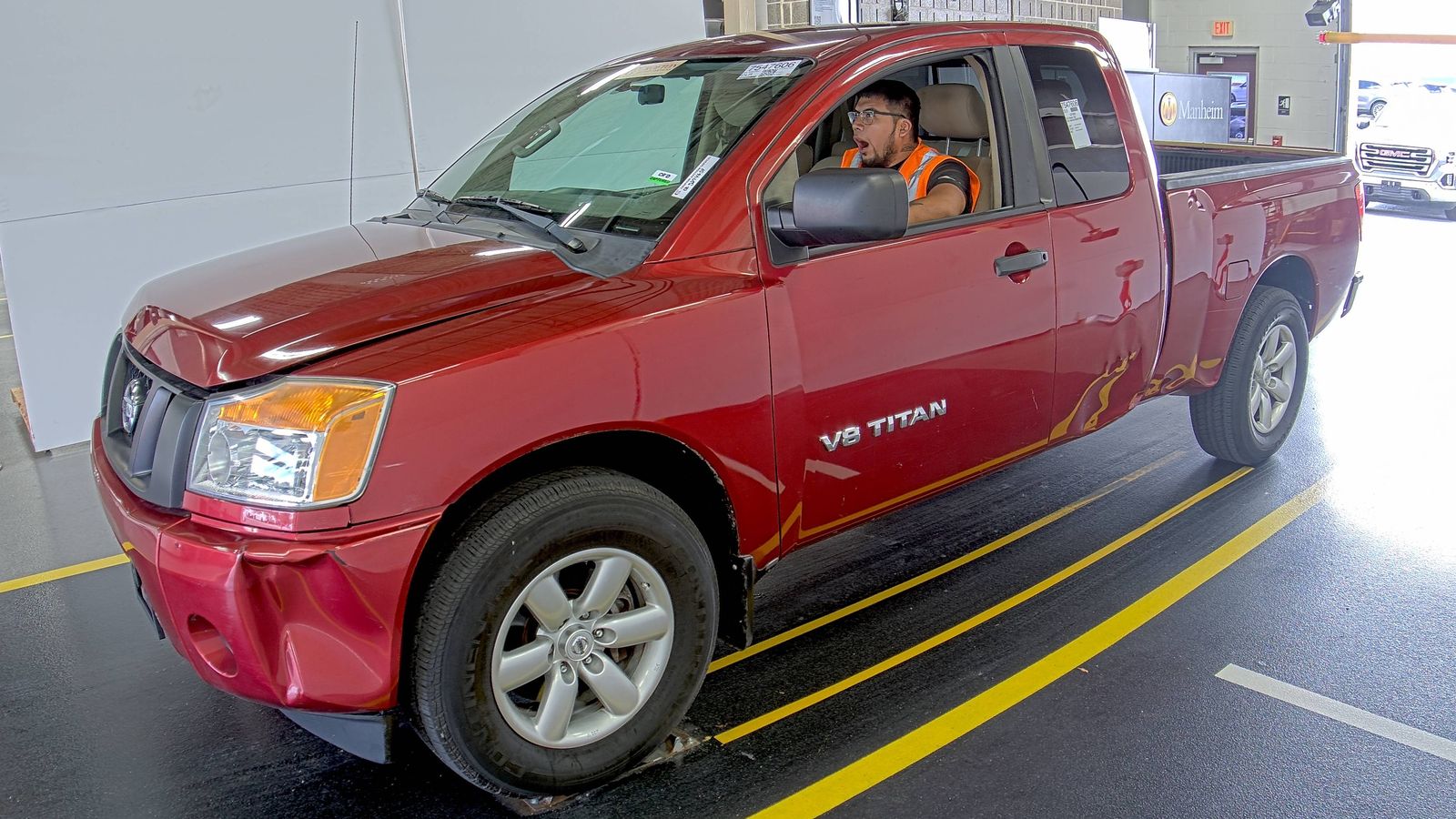 2014 Nissan TITAN S Extended Cab Short Bed