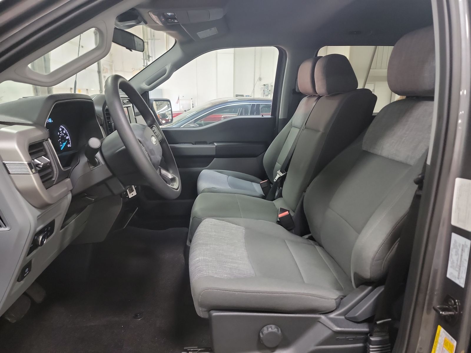 2022 Ford F-150 XLT AWD