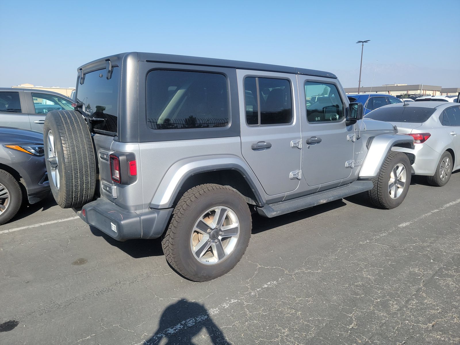 2020 Jeep Wrangler SAHARA AWD