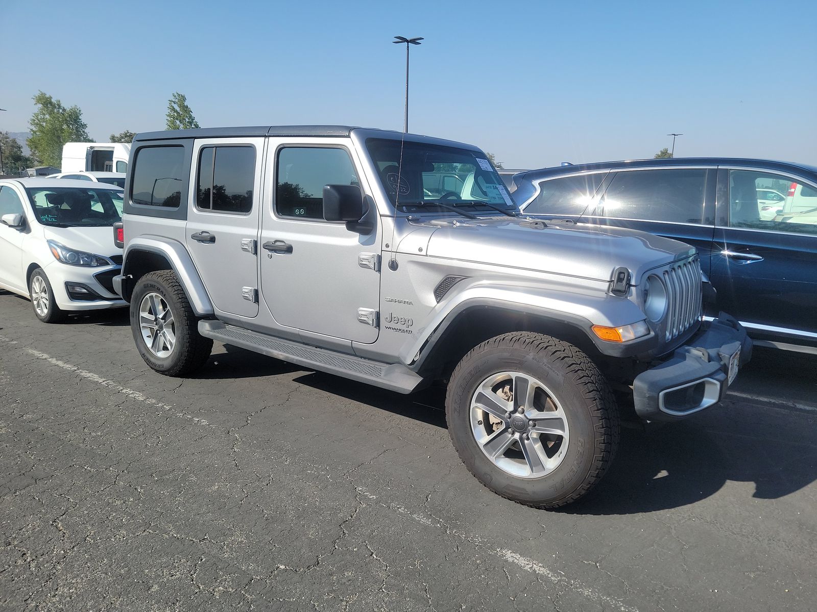2020 Jeep Wrangler SAHARA AWD