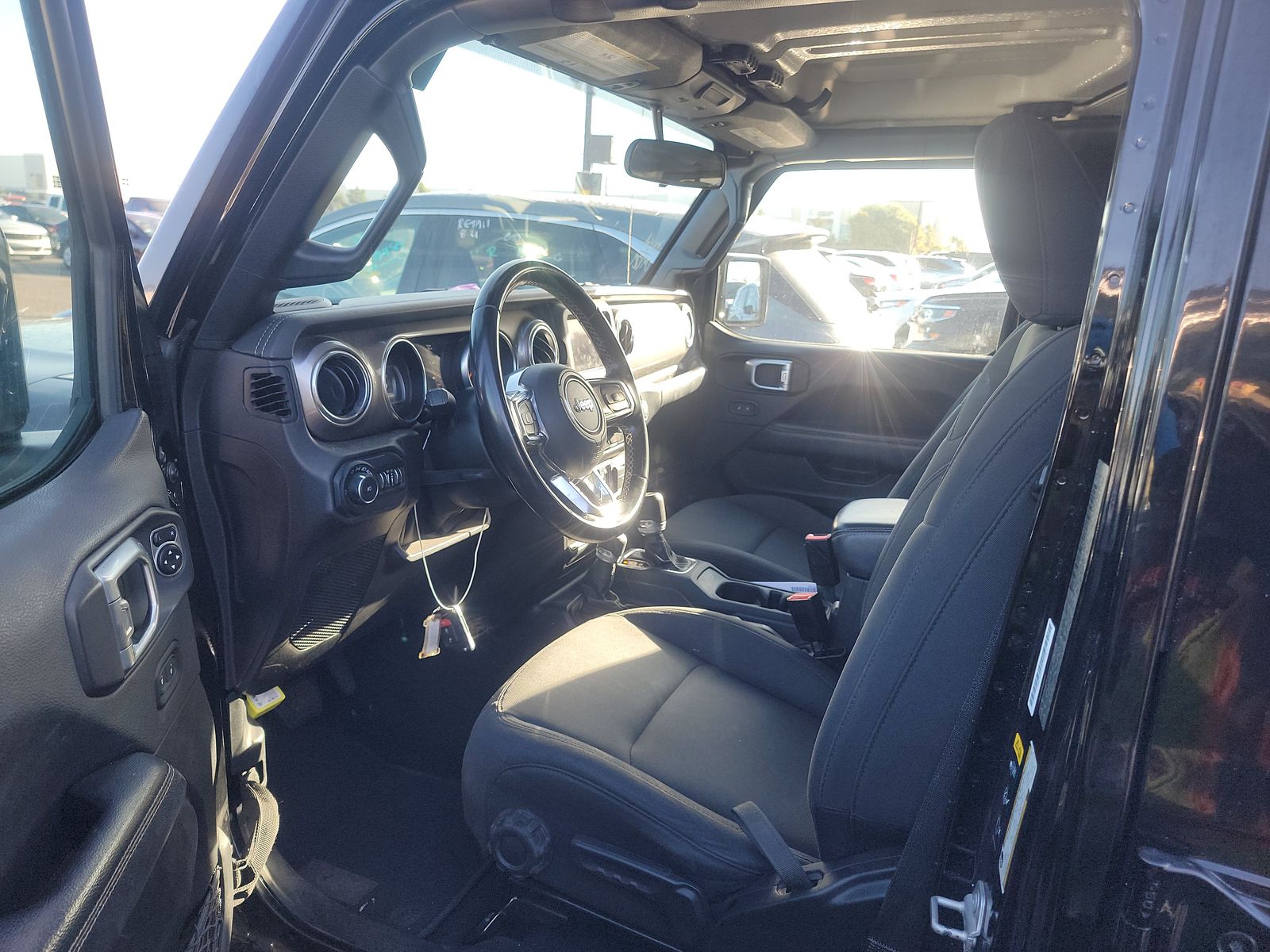 2020 Jeep Wrangler SAHARA AWD