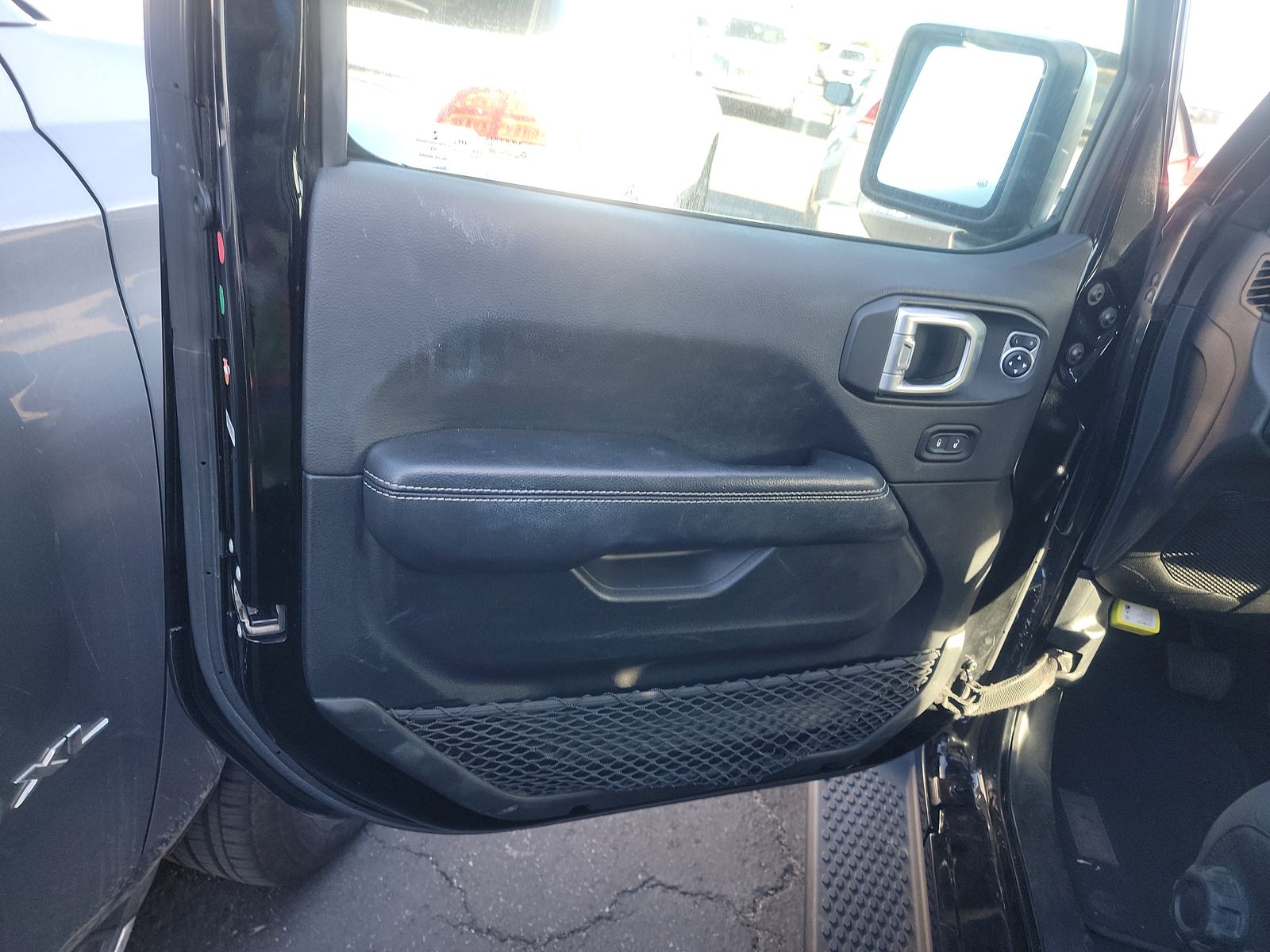 2020 Jeep Wrangler SAHARA AWD