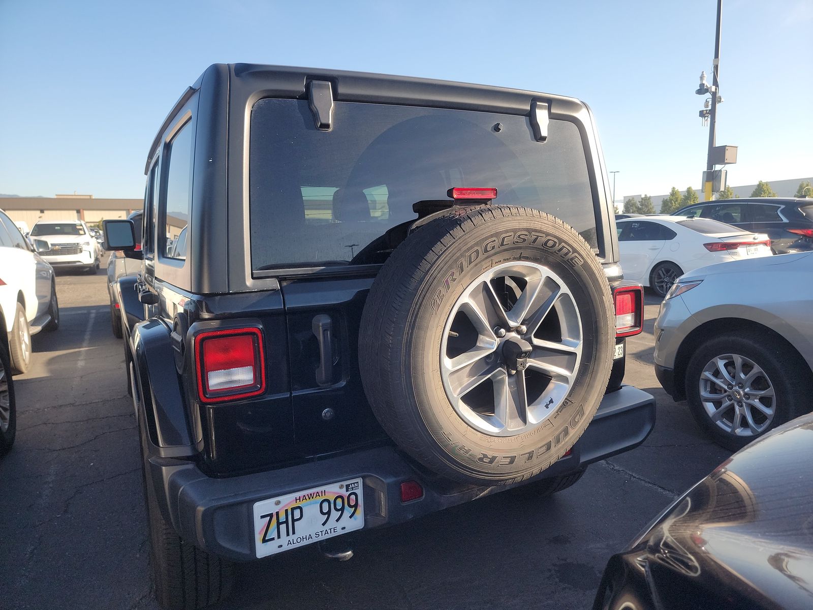 2020 Jeep Wrangler SAHARA AWD