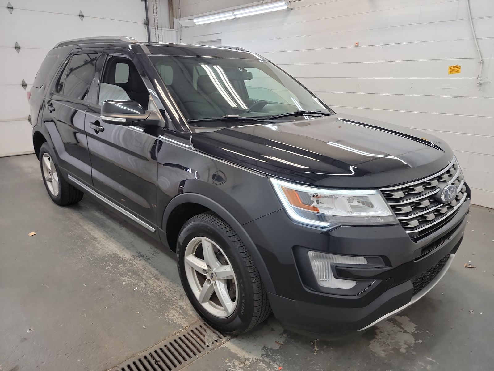 2017 Ford Explorer XLT AWD