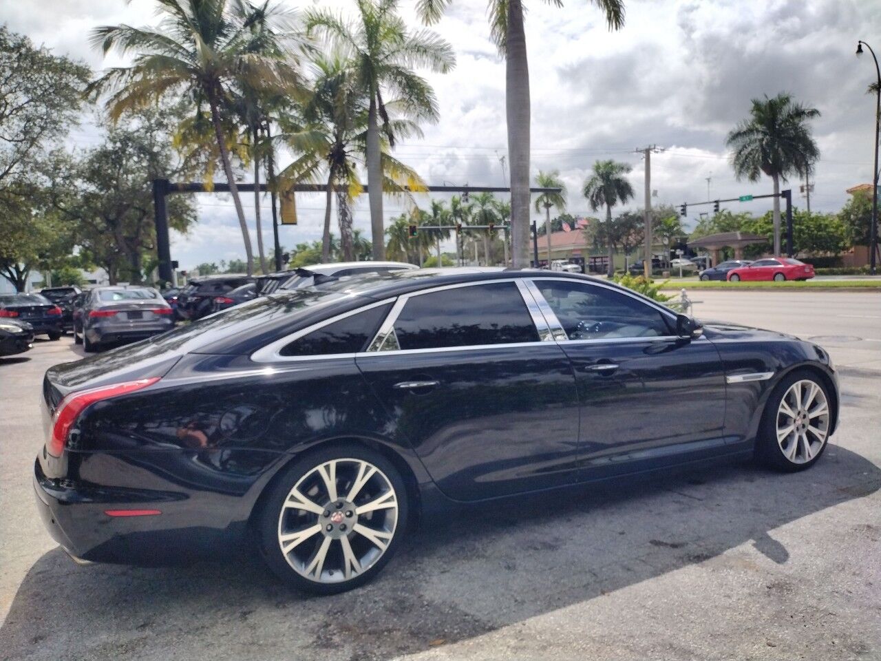 2015 Jaguar XJ Portfolio 4dr Sedan RWD