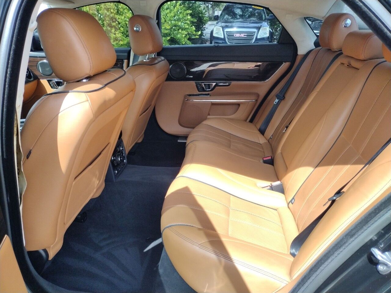 2015 Jaguar XJ Portfolio 4dr Sedan RWD