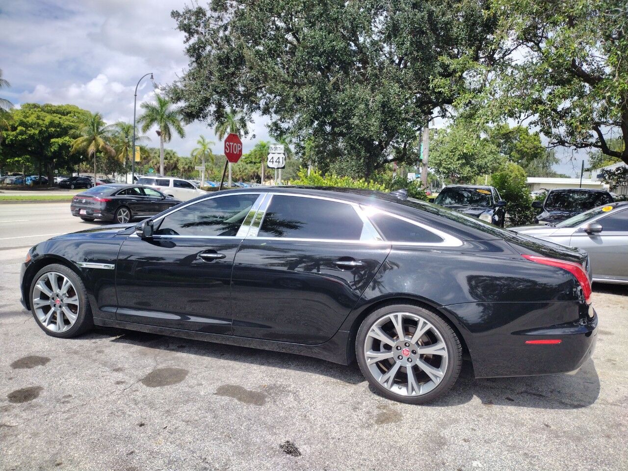 2015 Jaguar XJ Portfolio 4dr Sedan RWD