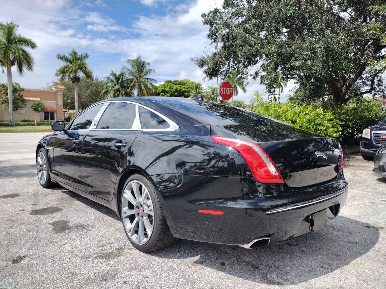 2015 Jaguar XJ Portfolio 4dr Sedan RWD