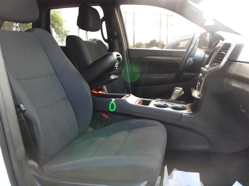 2017 Jeep Grand Cherokee LAREDO RWD