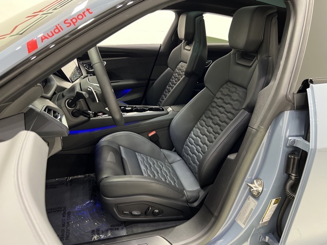 2023 Audi e-tron GT Premium Plus AWD
