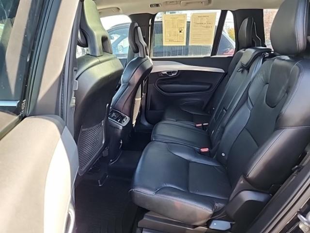 2016 Volvo XC90 T6 MOMENTM AWD