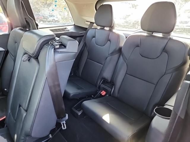 2016 Volvo XC90 T6 MOMENTM AWD