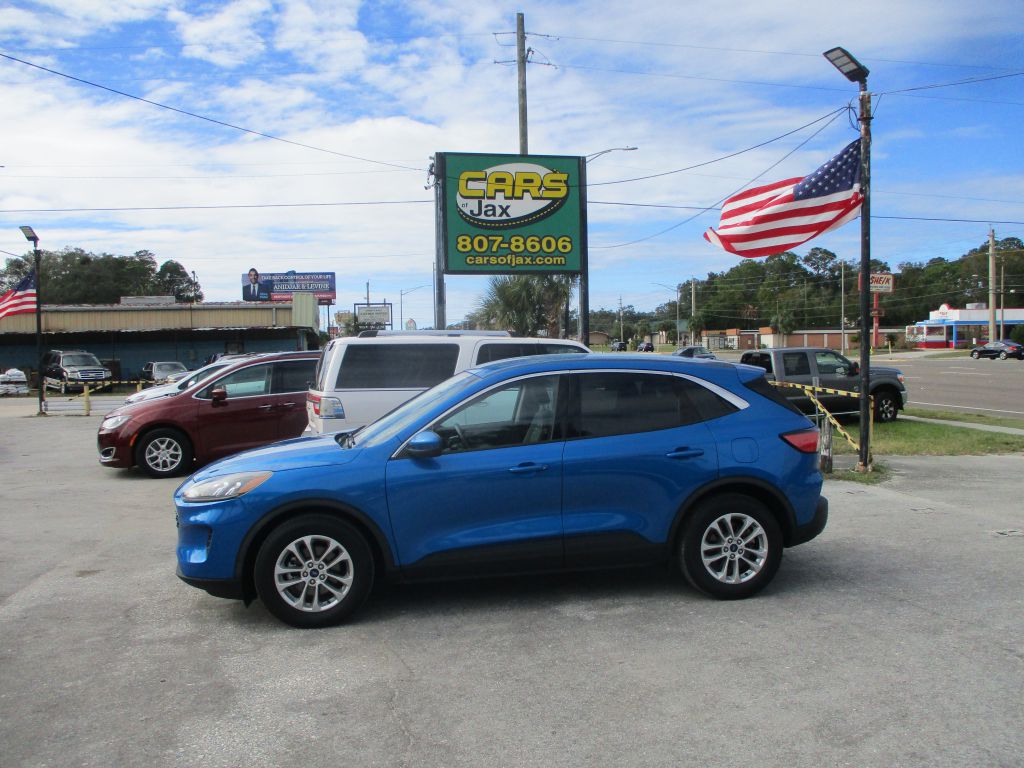 2020 Ford Escape SE