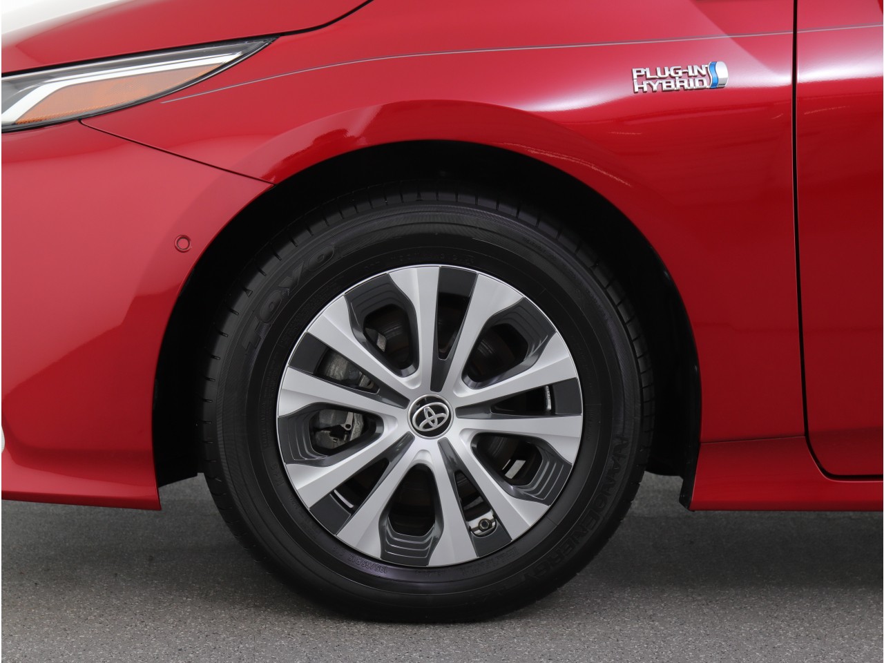 2020 Toyota Prius Prime  FWD