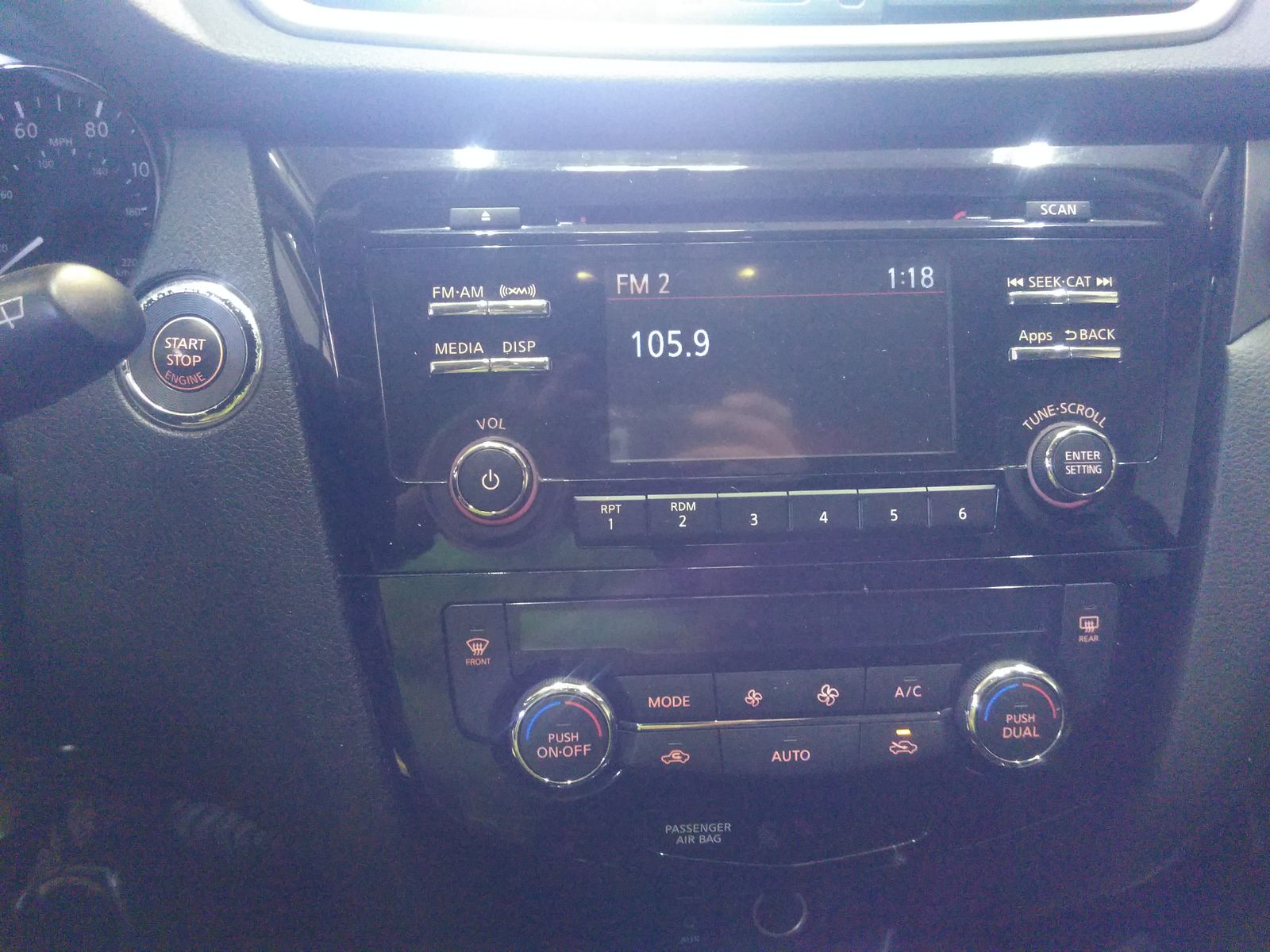 2014 Nissan Rogue SV AWD