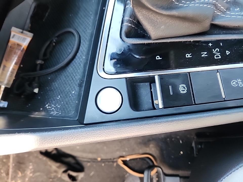 2019 Volkswagen Jetta 1.4T R-Line FWD