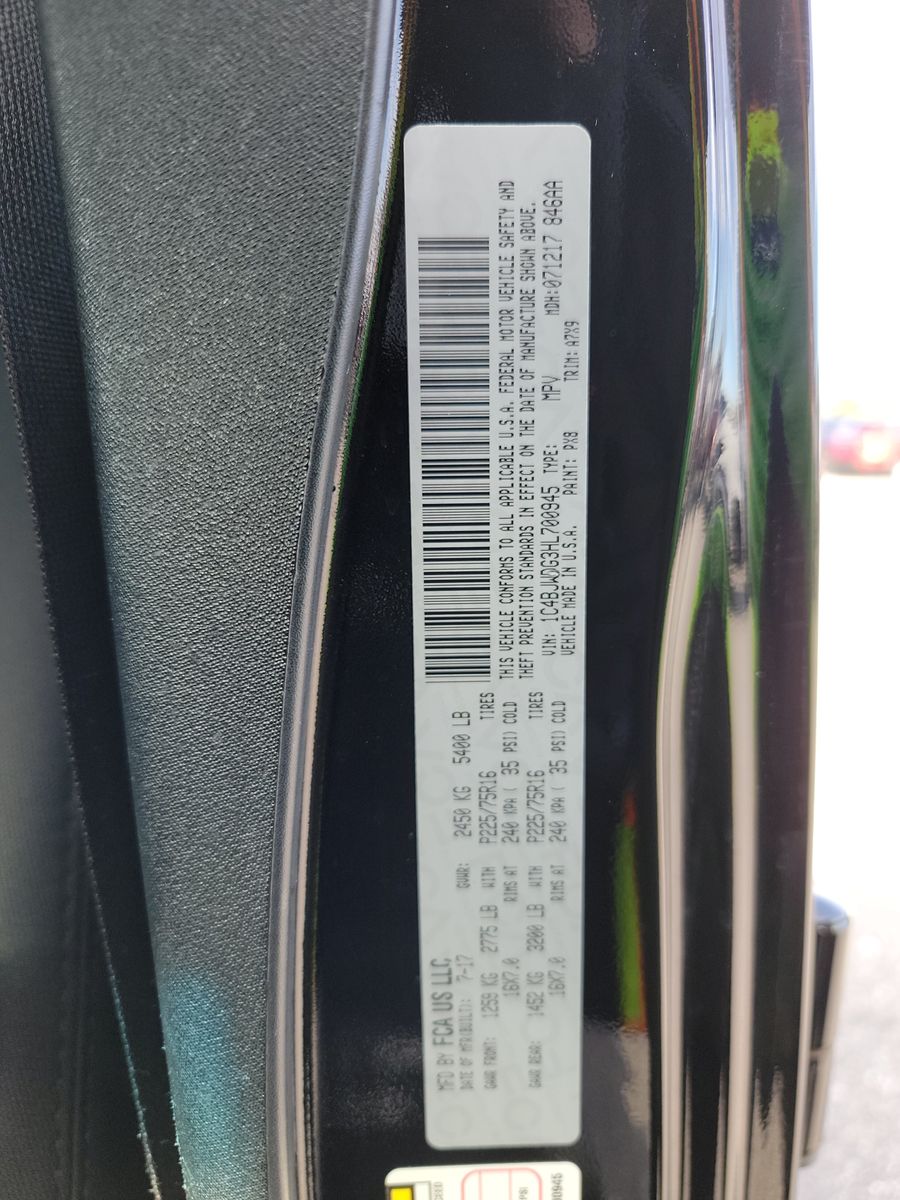 2017 Jeep Wrangler Sport AWD