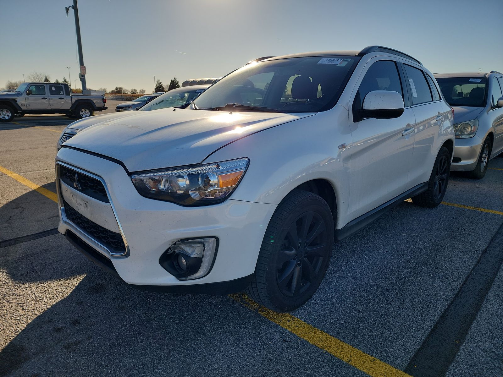 2015 Mitsubishi Outlander Sport SE FWD - купить Авто из сша Mitsubishi в  Киеве и Украине, 2015 Mitsubishi Outlander Sport SE FWD из США - пригон авто  из сша, цена в компании Autofreedom