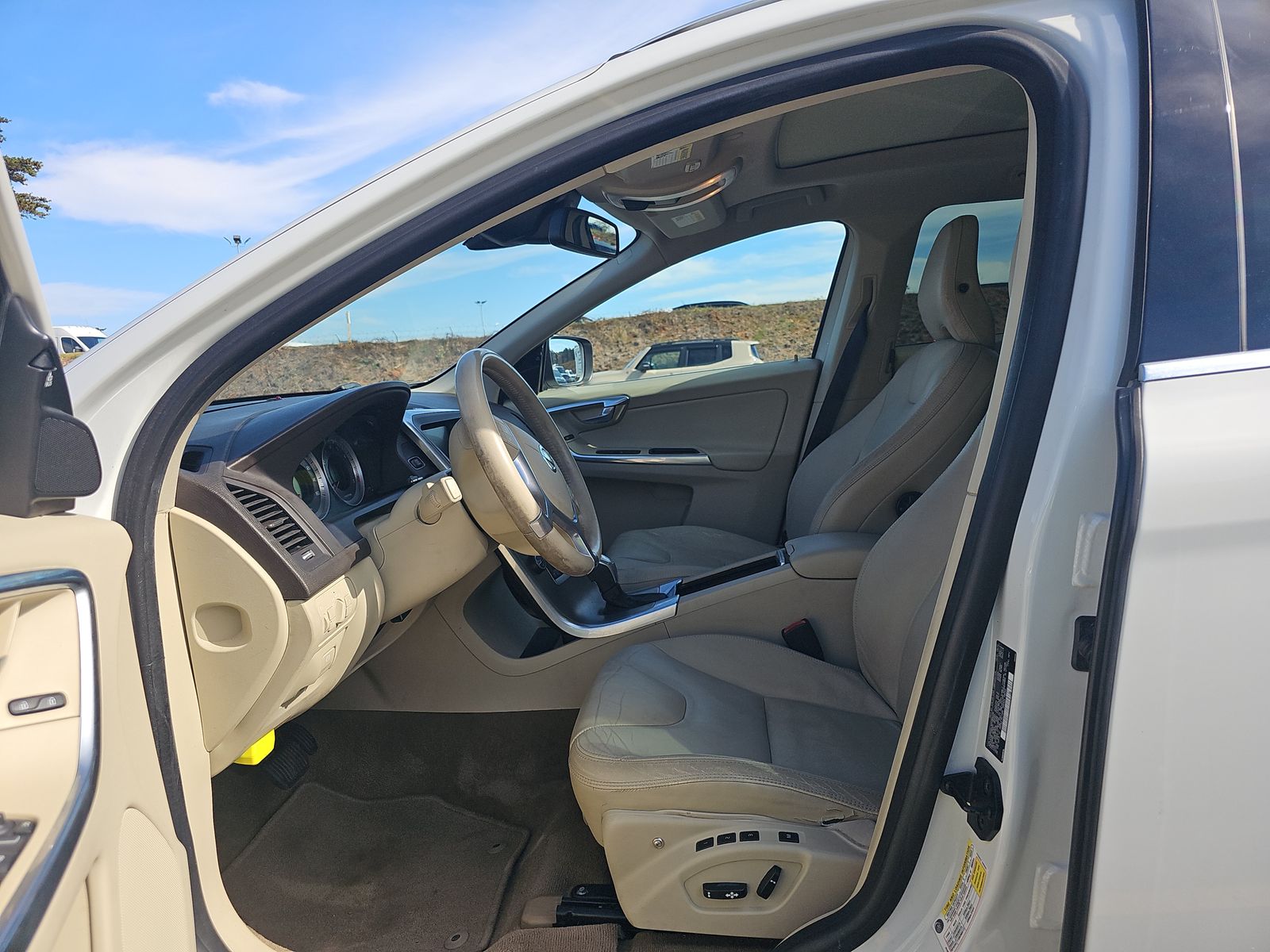 2013 Volvo XC60 3.2L Platinum FWD