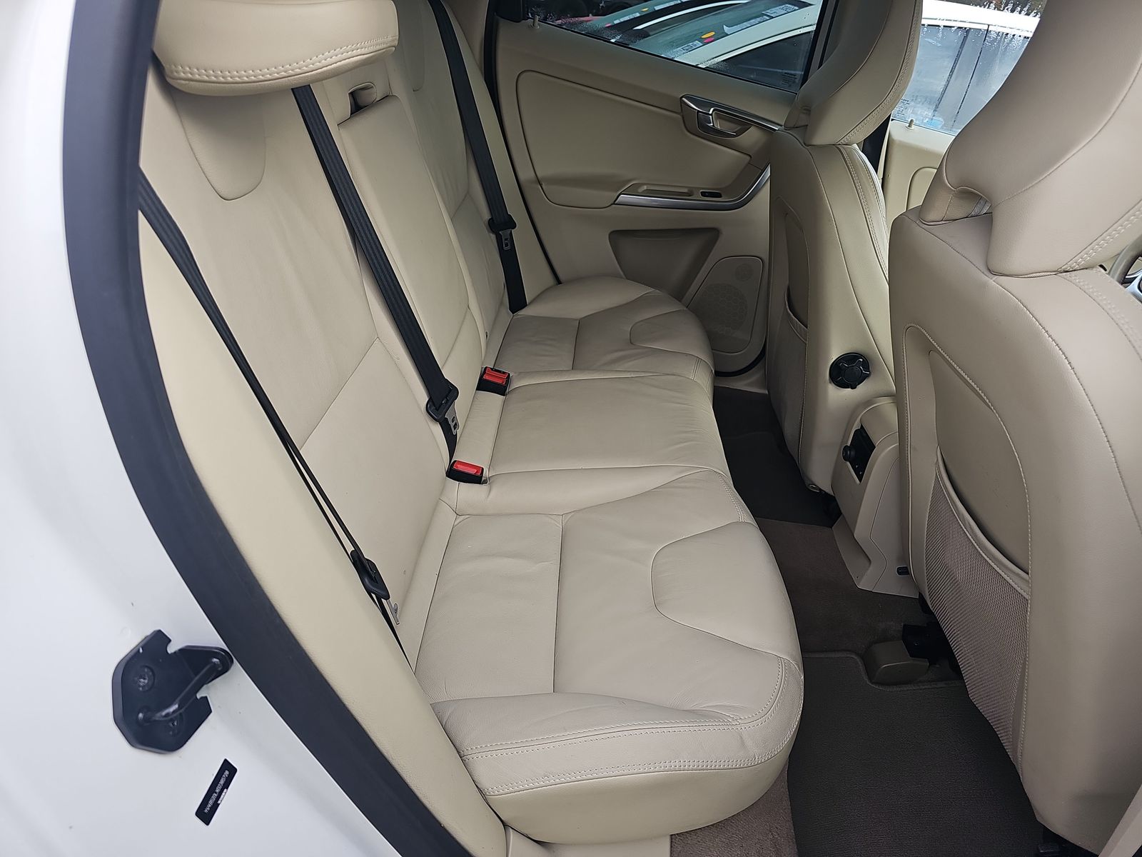 2013 Volvo XC60 3.2L Platinum FWD