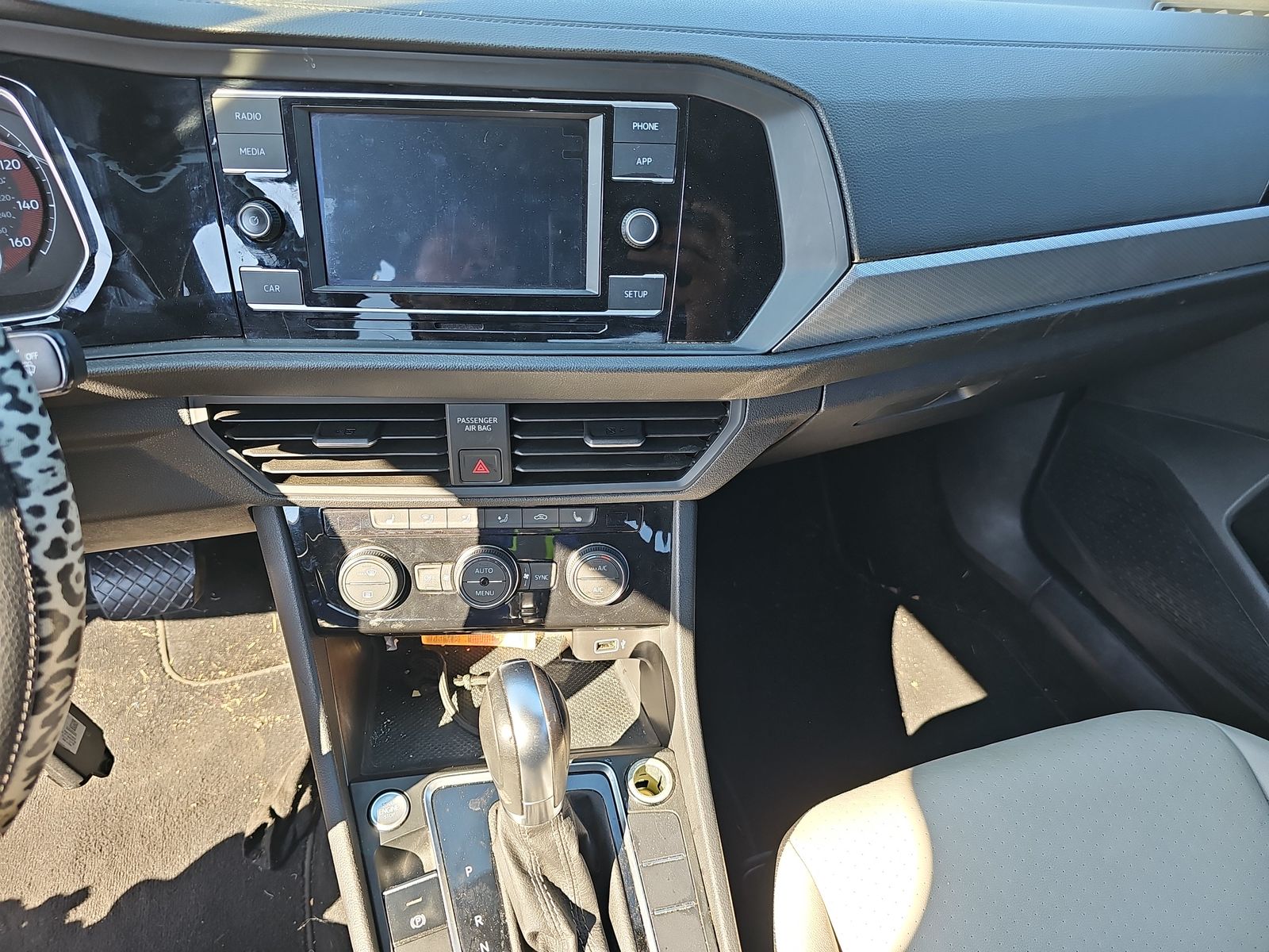 2019 Volkswagen Jetta 1.4T R-Line FWD