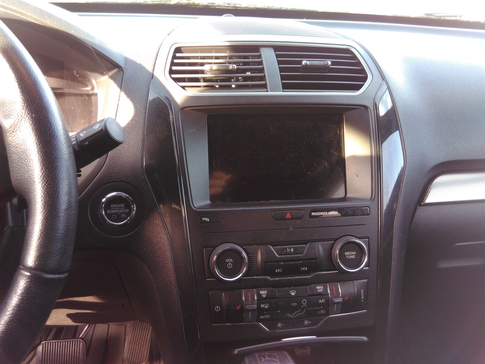 2018 Ford Explorer XLT AWD