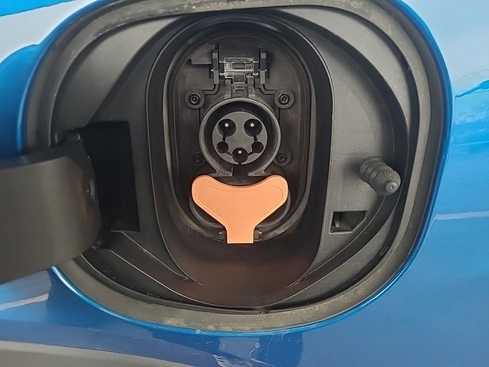 CHEVROLET CAMARO - 10