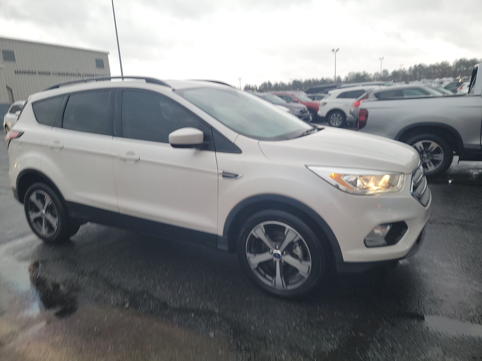2018 Ford Escape SEL FWD