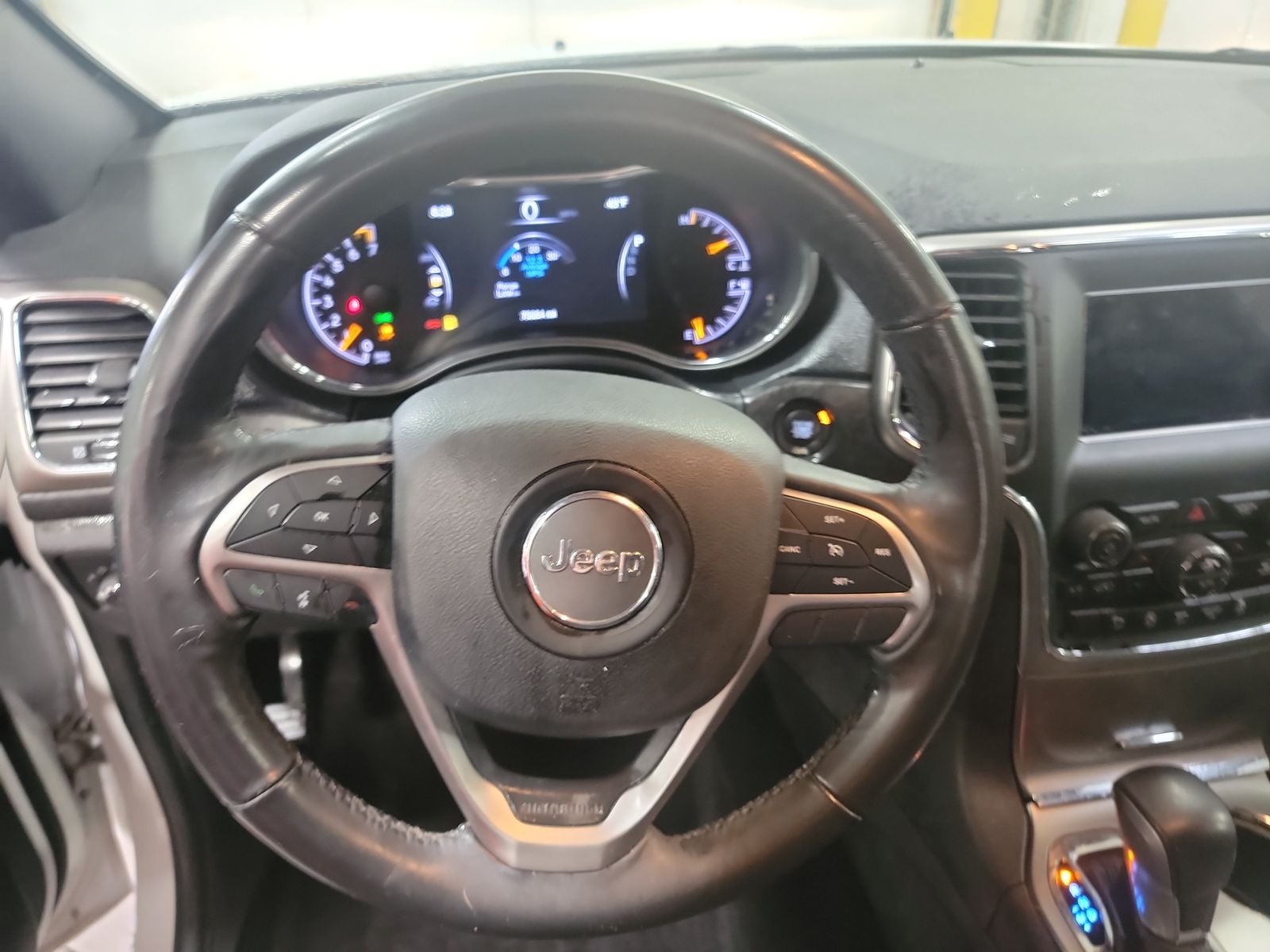 2018 Jeep Grand Cherokee LAREDO E AWD