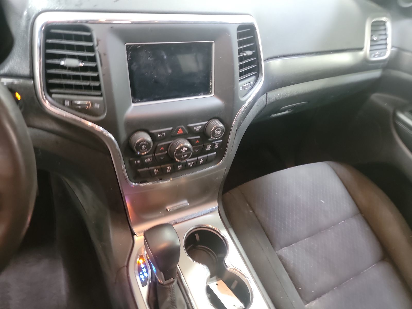 2018 Jeep Grand Cherokee LAREDO E AWD