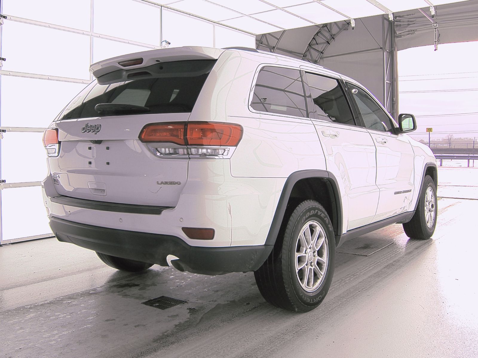 2018 Jeep Grand Cherokee LAREDO E AWD