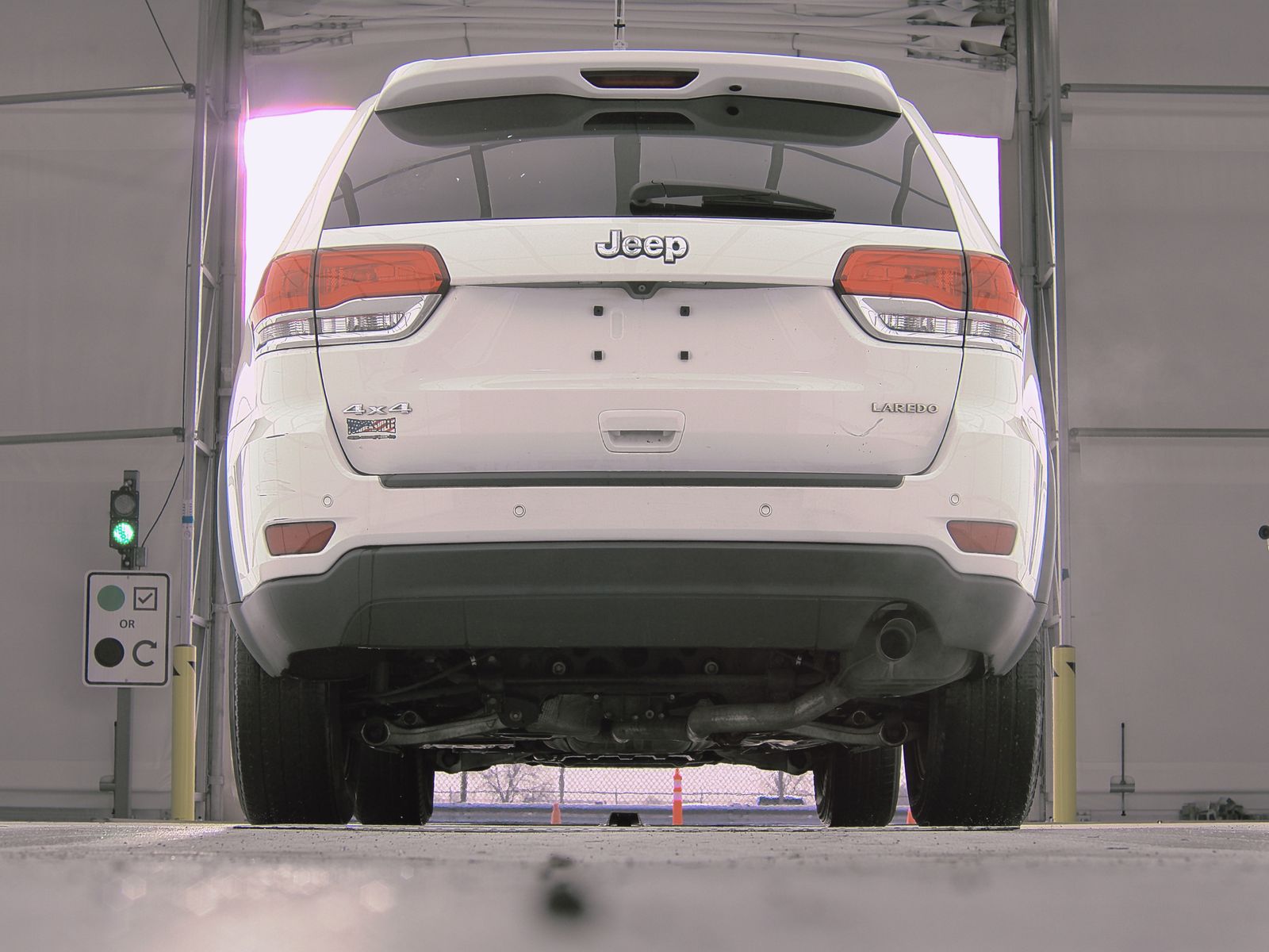 2018 Jeep Grand Cherokee LAREDO E AWD
