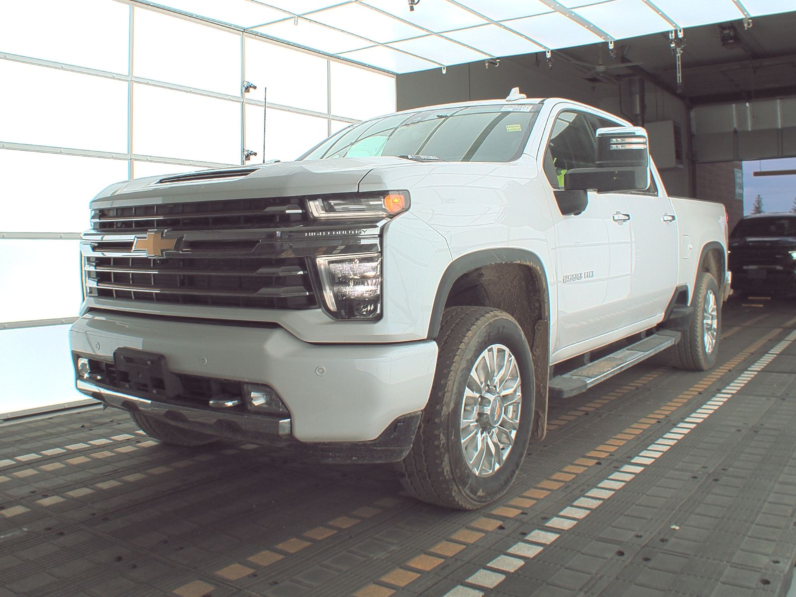 Used 2021 Chevrolet Silverado 2500HD High Country with VIN 1GC1YREY2MF259396 for sale in Minneapolis, Minnesota
