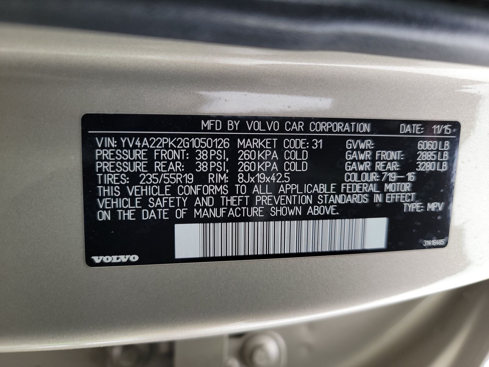2016 Volvo XC90 T6 MOMENTM AWD