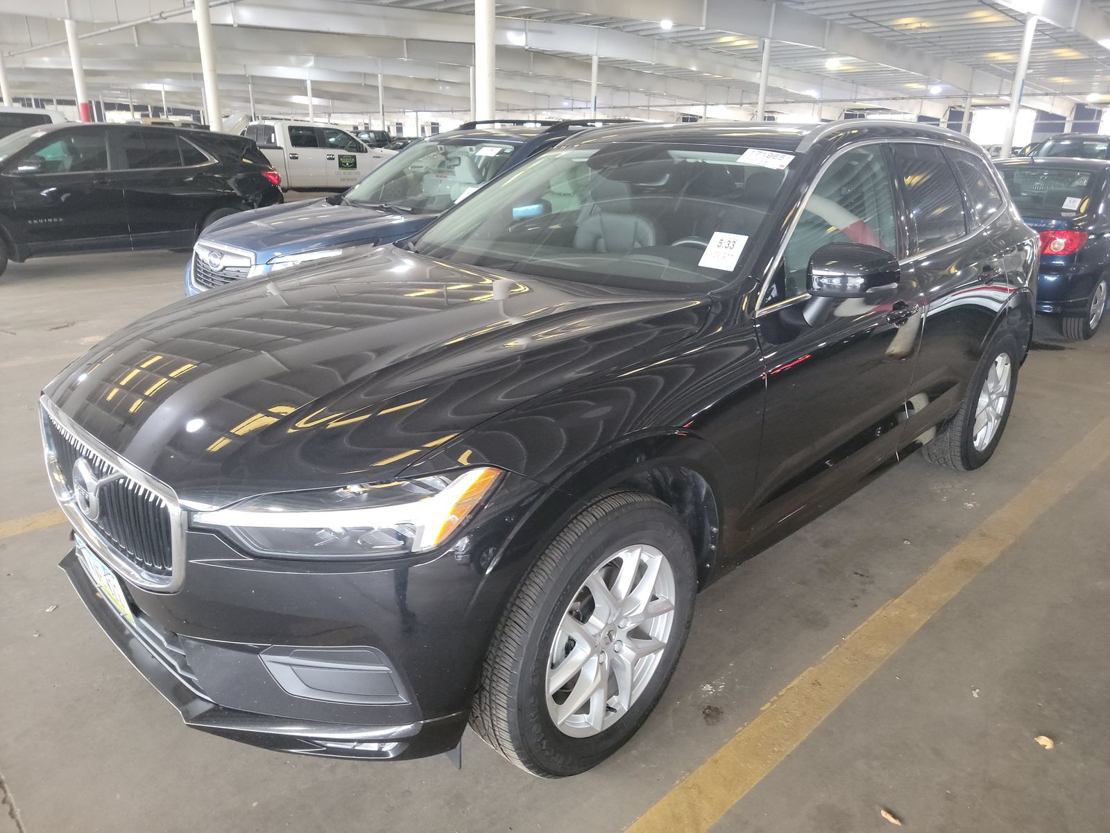 Used 2021 Volvo XC60 T5 Momentum with VIN YV4102RK2M1840119 for sale in Minneapolis, Minnesota