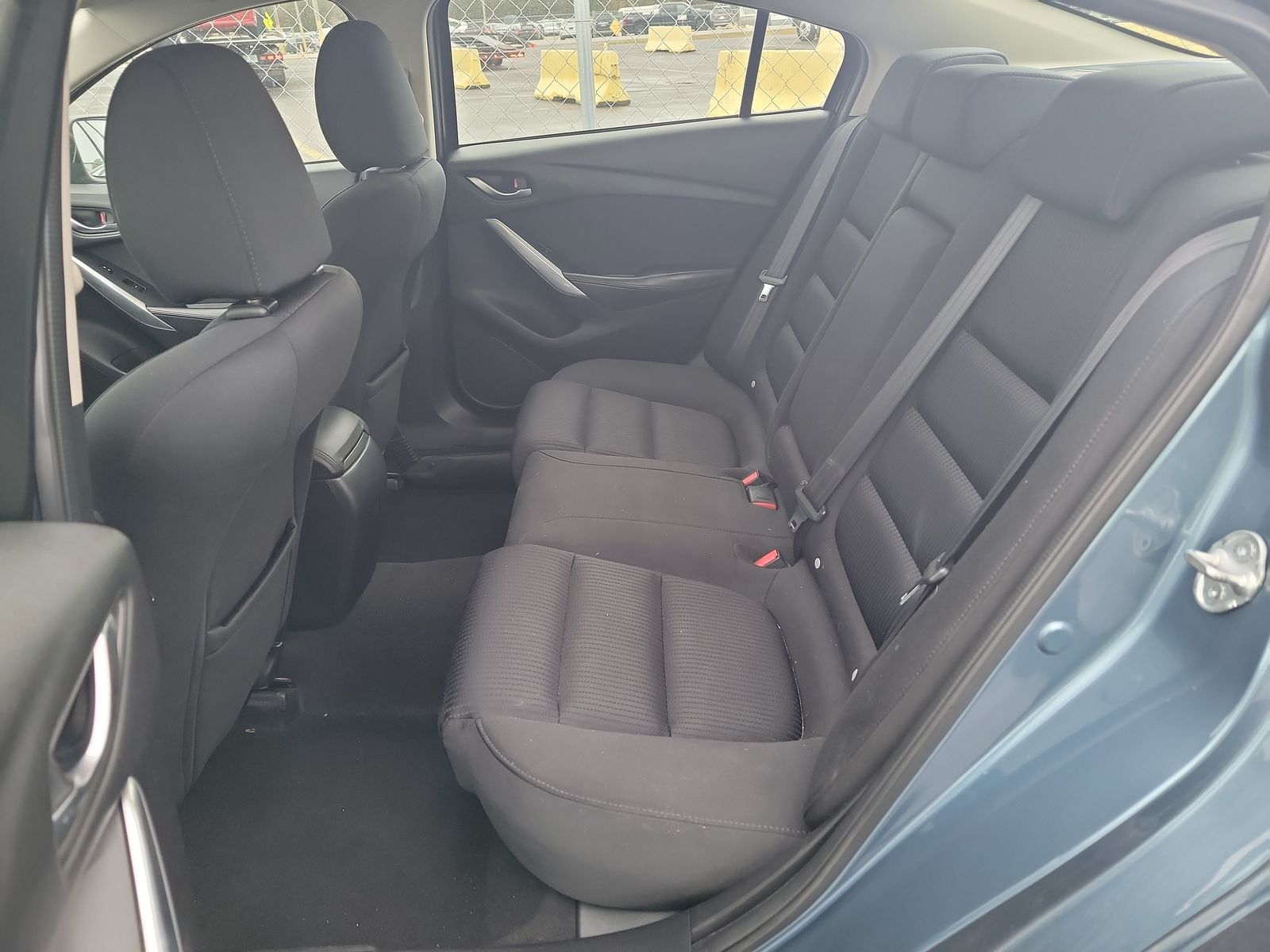 2015 MAZDA MAZDA6 i Sport FWD