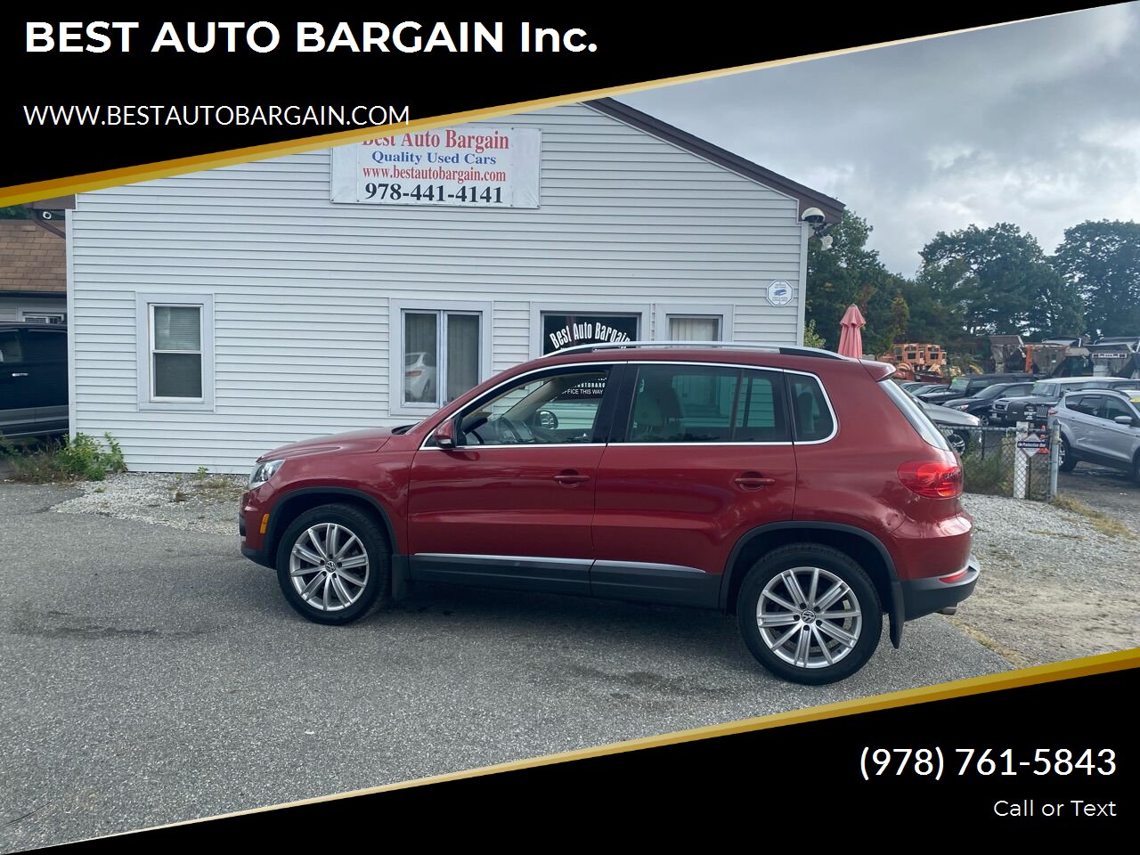 2013 Volkswagen Tiguan SE 4MOTION AWD 4DR SUV W/SUNROOF AND NAVIGATION AWD