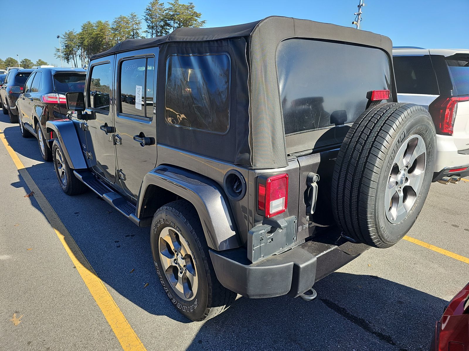 2018 Jeep Wrangler SAHARA AWD