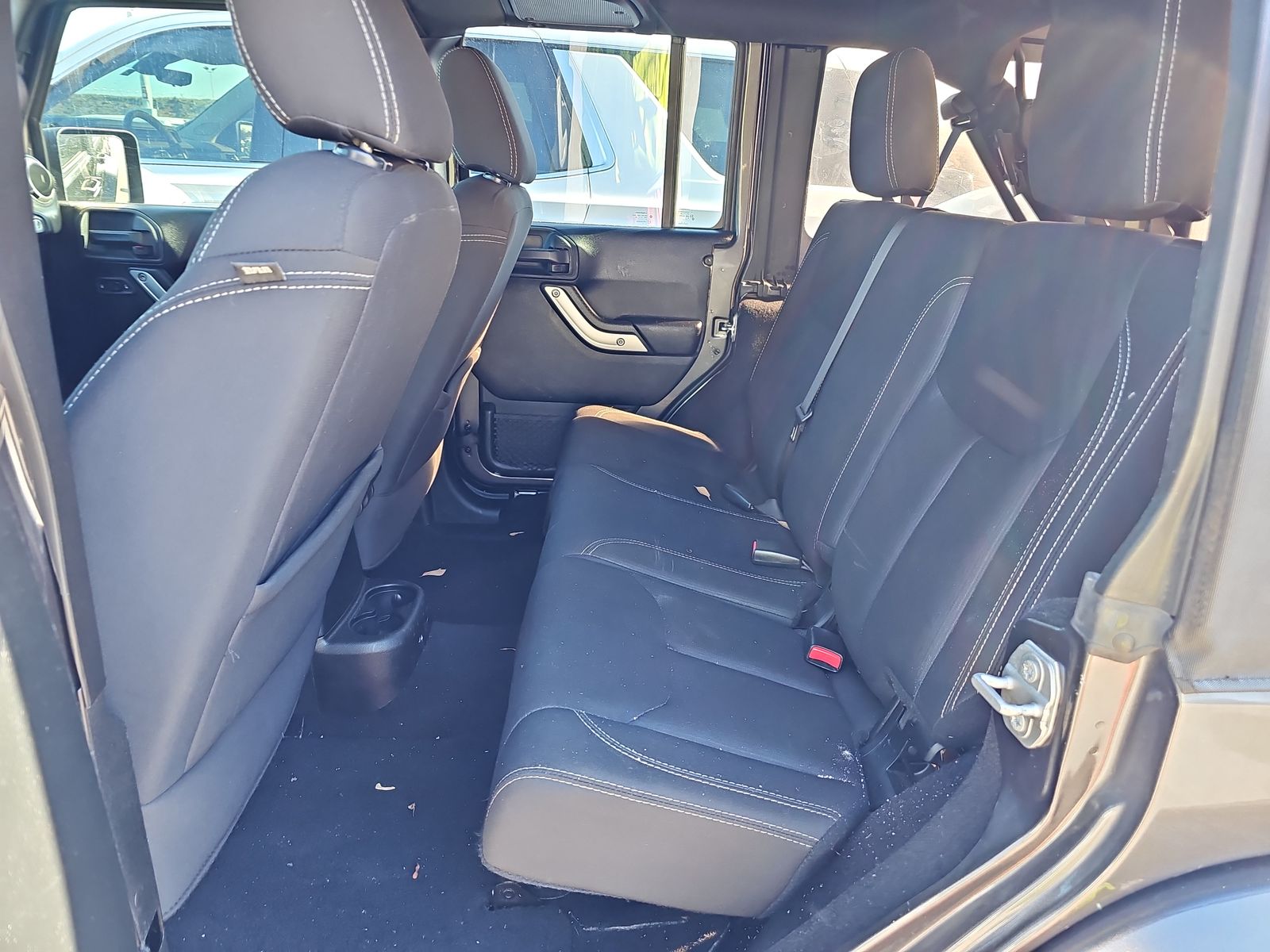 2018 Jeep Wrangler SAHARA AWD