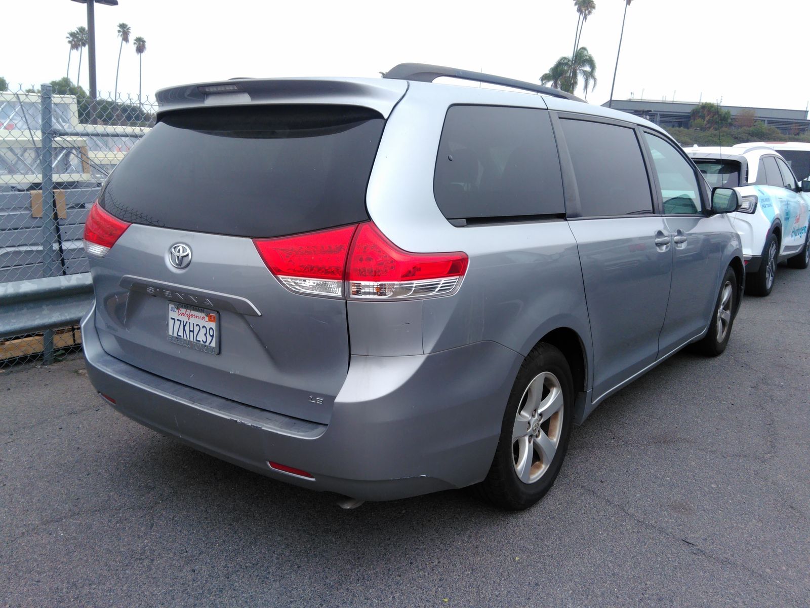 2014 Toyota Sienna LE FWD