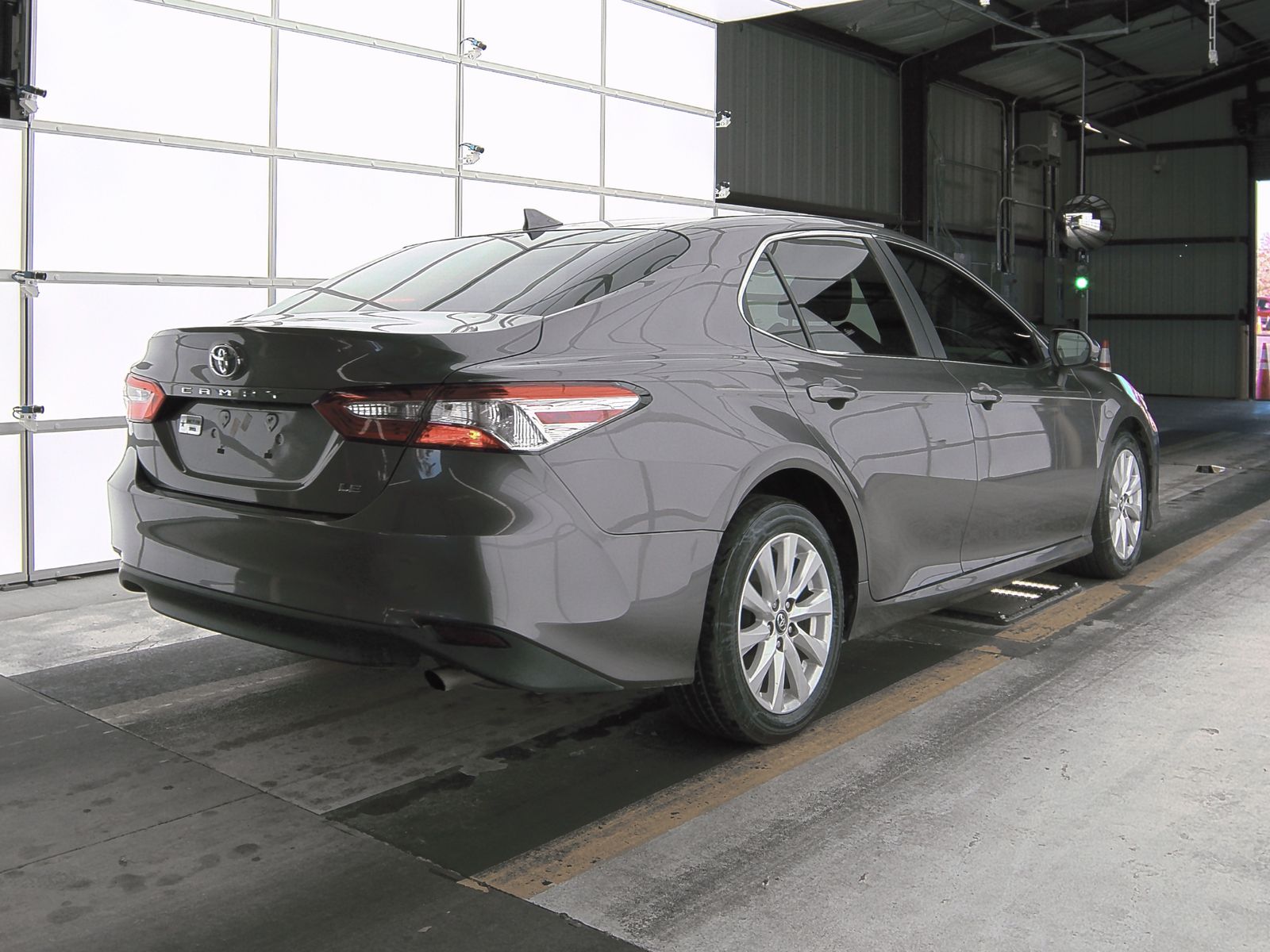 2020 Toyota Camry LE FWD